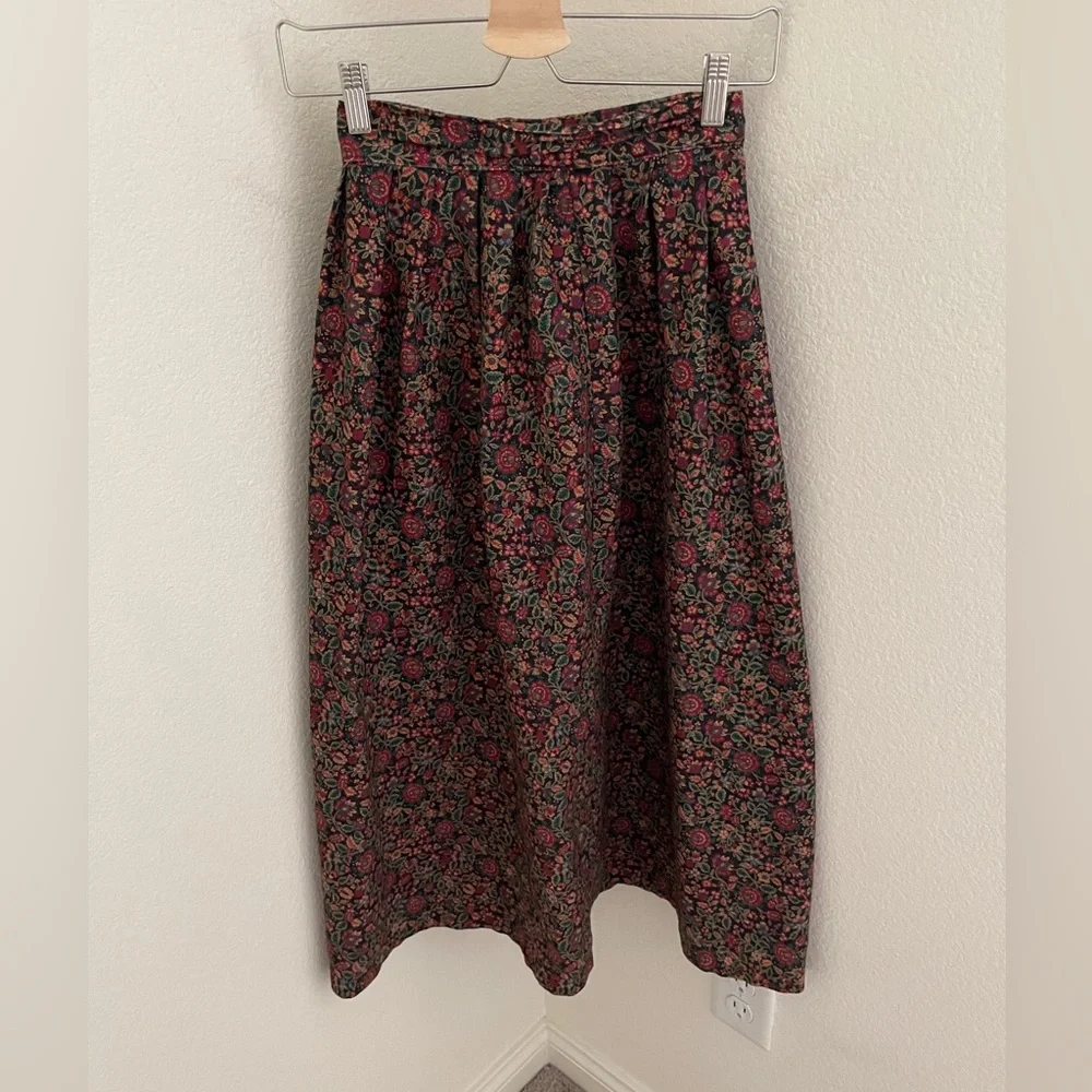 Vintage handmade brown red floral 2 piece set midi skirt and puff sleeve jacket